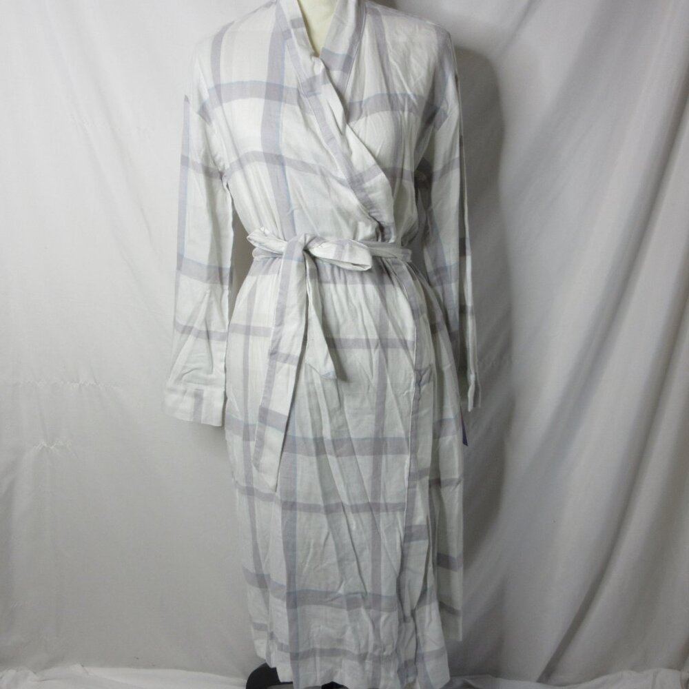Stars Above Flannel Robe Belted Pockets Grey White Plaid Kimono Size Med Lrg NWT